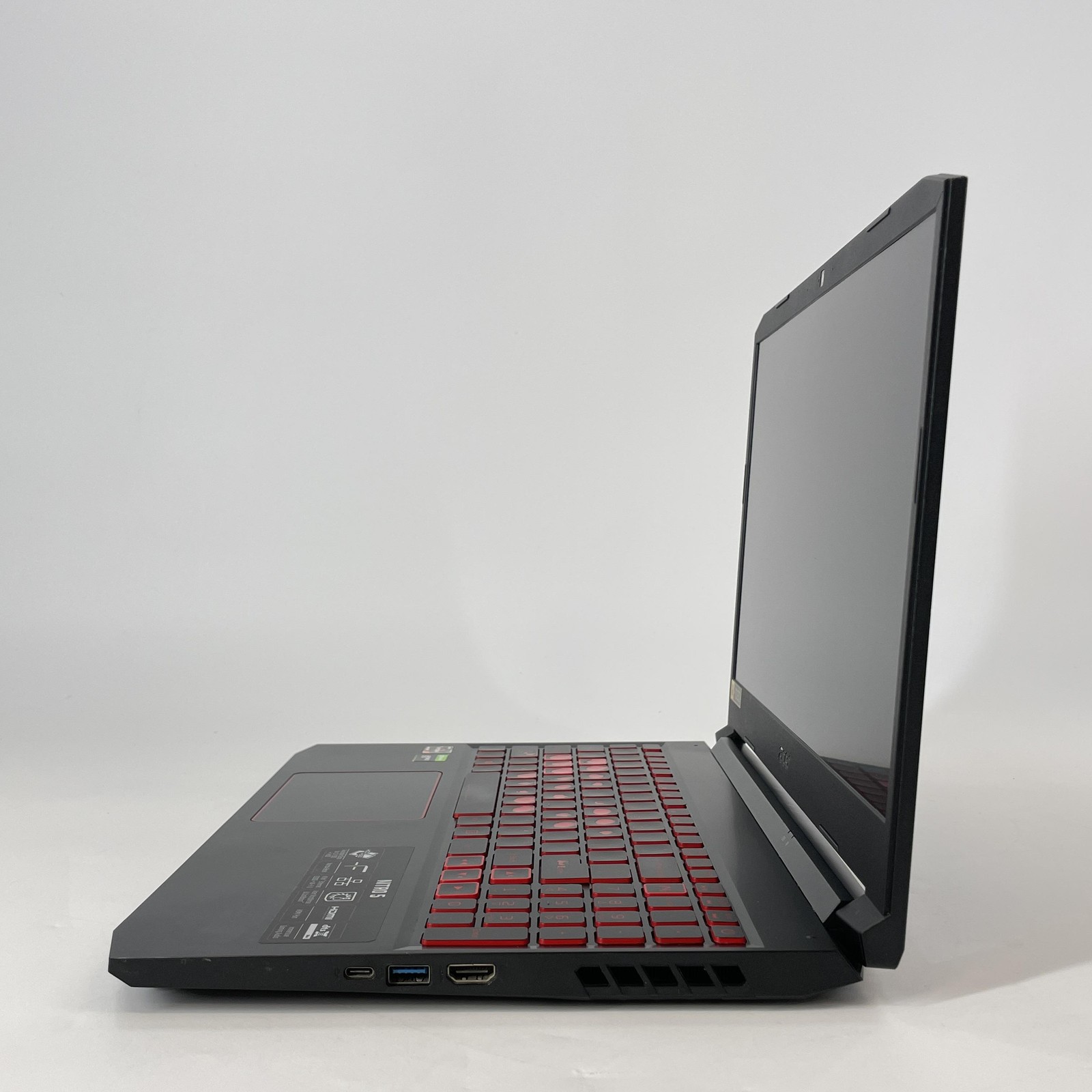 Acer Nitro 5 15.6 FHD Ryzen 5 4600H 32GB 256GB SSD GTX 1650 MUFFLED SPEAKERS