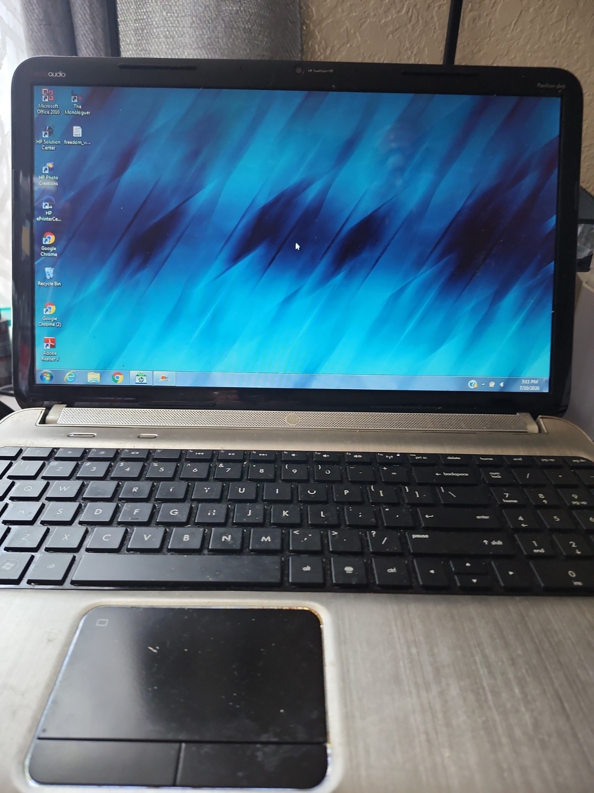 2 Old HP Laptops for Parts with Charging Cords and Power Supply
