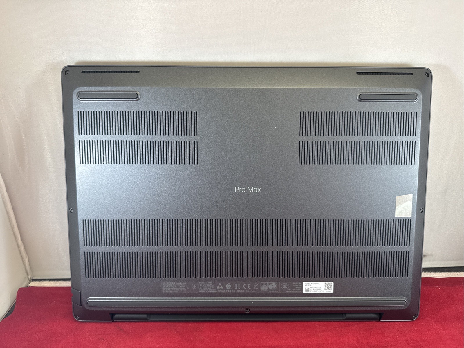 Dell Pro Max 16 Plus – 16″ FHD+ Ultra 9 285HX RTX PRO 3000 64GB RAM 1TB SSD