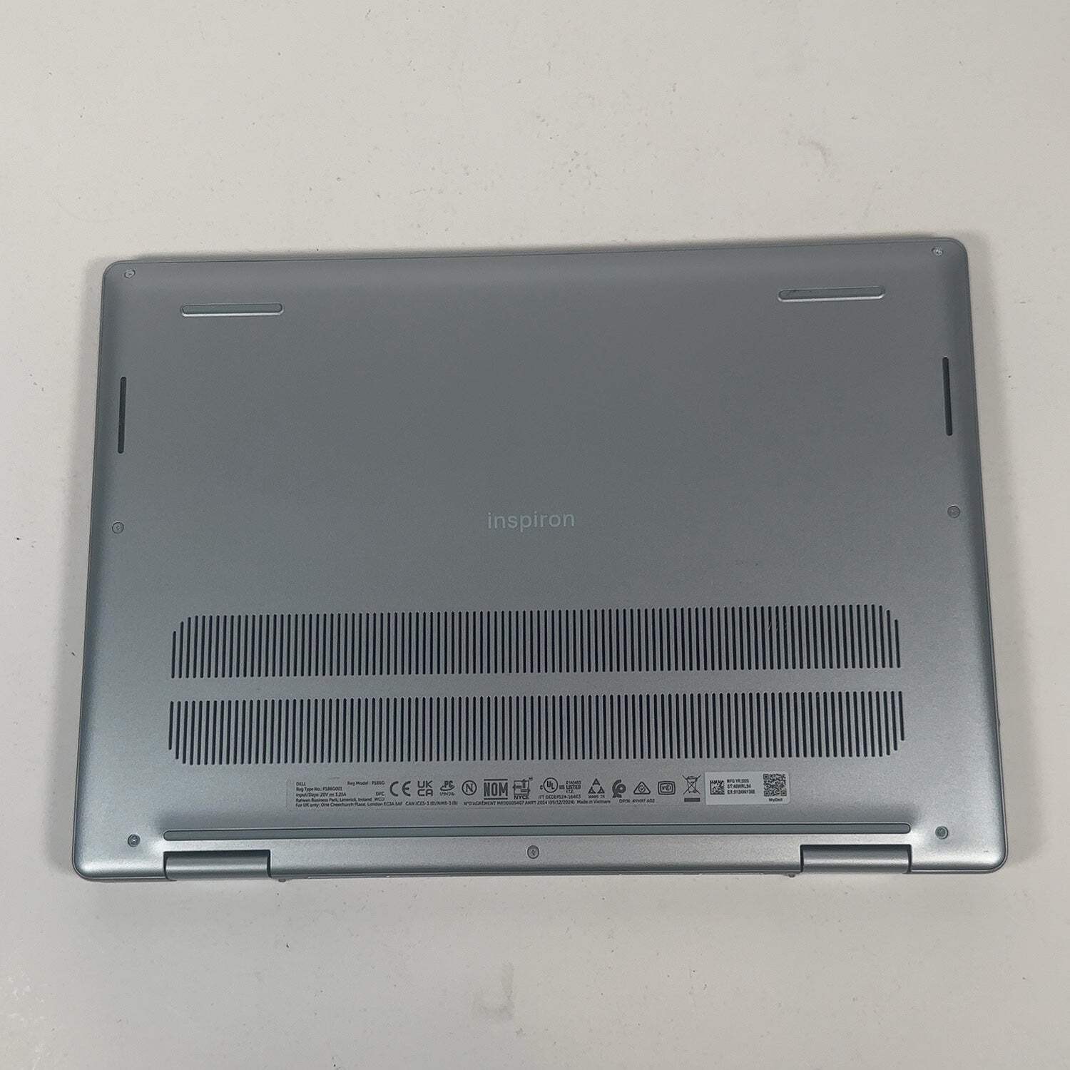 Dell Inspiron 7440 2-IN-1 14″ Core 5 120U 1.4GHz 16GB RAM 512GB SSD