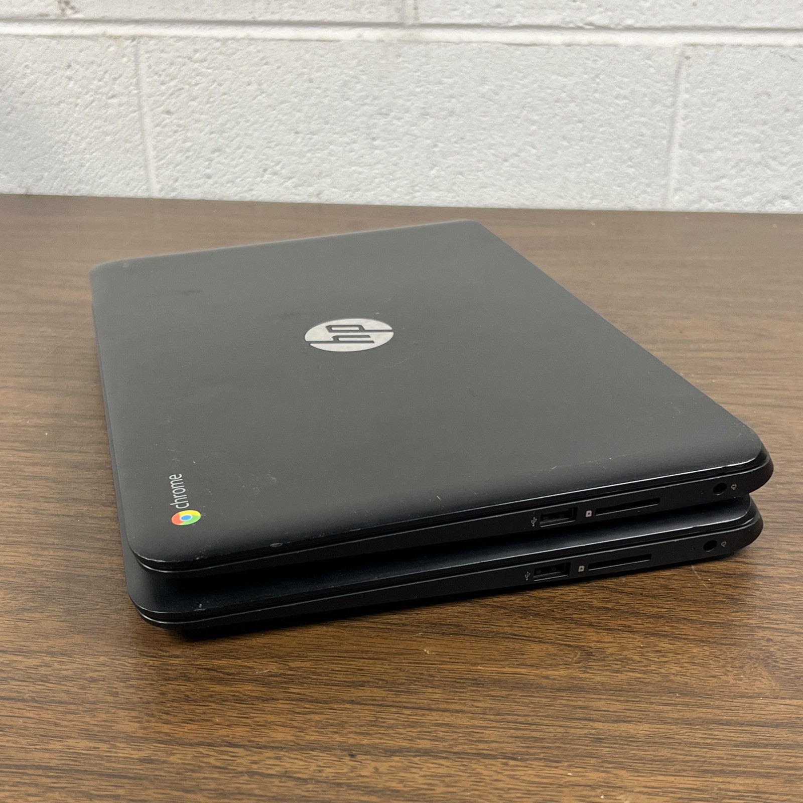 2x HP Chromebook 14 SMB 14″ Laptop Computer Celeron 4GB RAM 16GB SSD w/ Chargers
