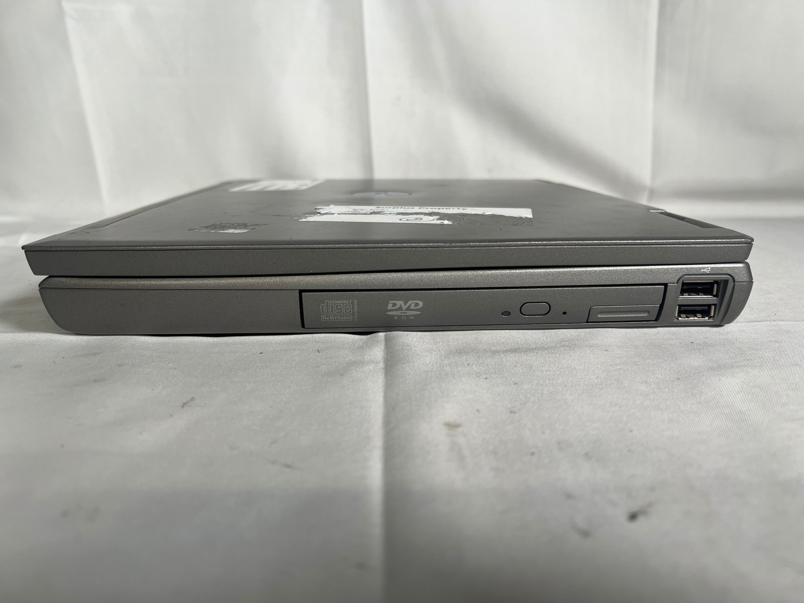 Dell Latitude D610 Pentium M 1.73GHz 2GB 14.1″ No Charger