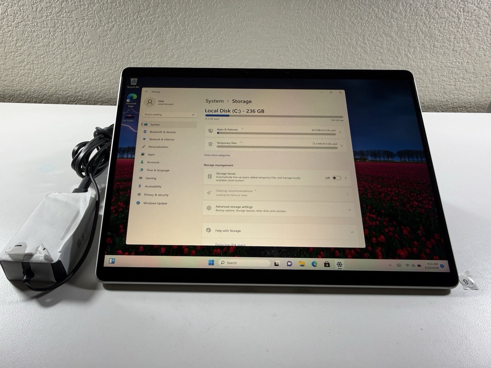 Microsoft Surface Pro 8 (1982) i5-1145G7 – 16GB RAM – 256GB 120Hz – Win 11 Pro