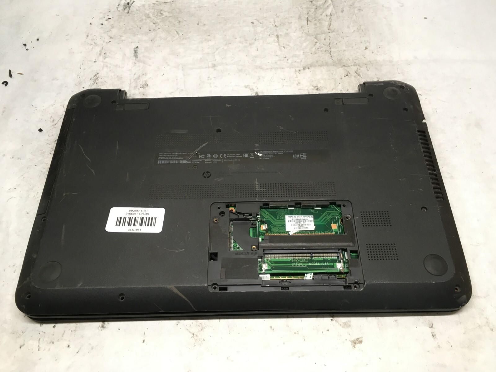HP 15 – f211wm 15″ (AS IS) – Intel Celeron N2840 – JZ