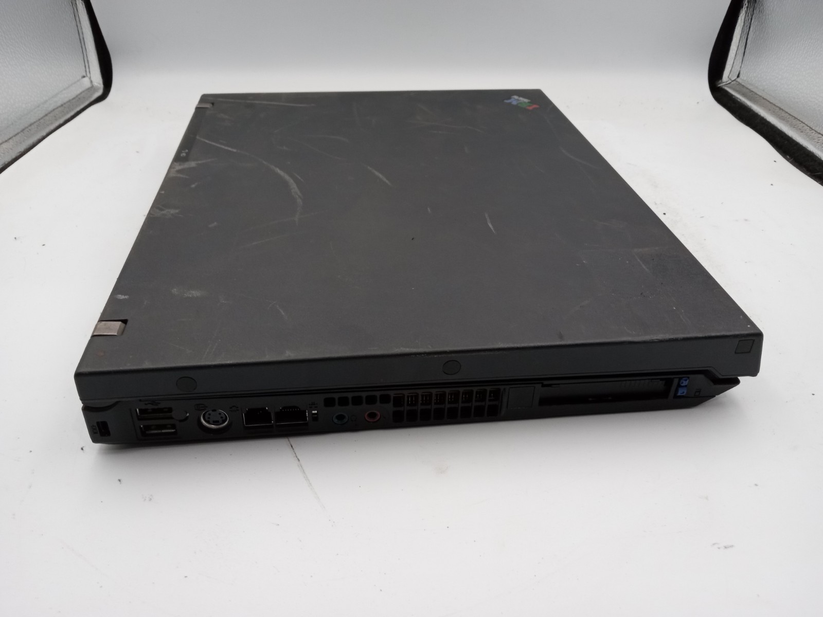 Lenovo IBM ThinkPad R52 15″ Laptop Intel CPU – MISSING PARTS – READ -RR