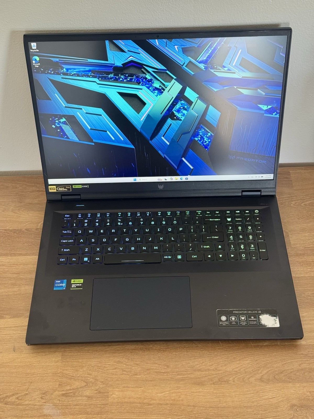 Acer Predator Helios 18 i7-13700HX 2.1GHz 24GB RAM 1TB NVMe SSD GeForce RTX 4060