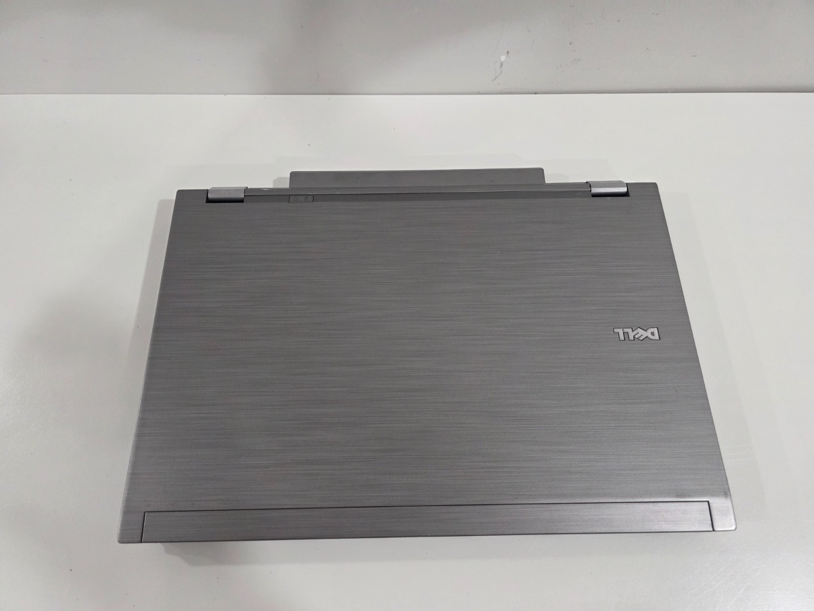 Dell Latitude E6510 Intel Core i5 CPU M 520 4GB Webcam