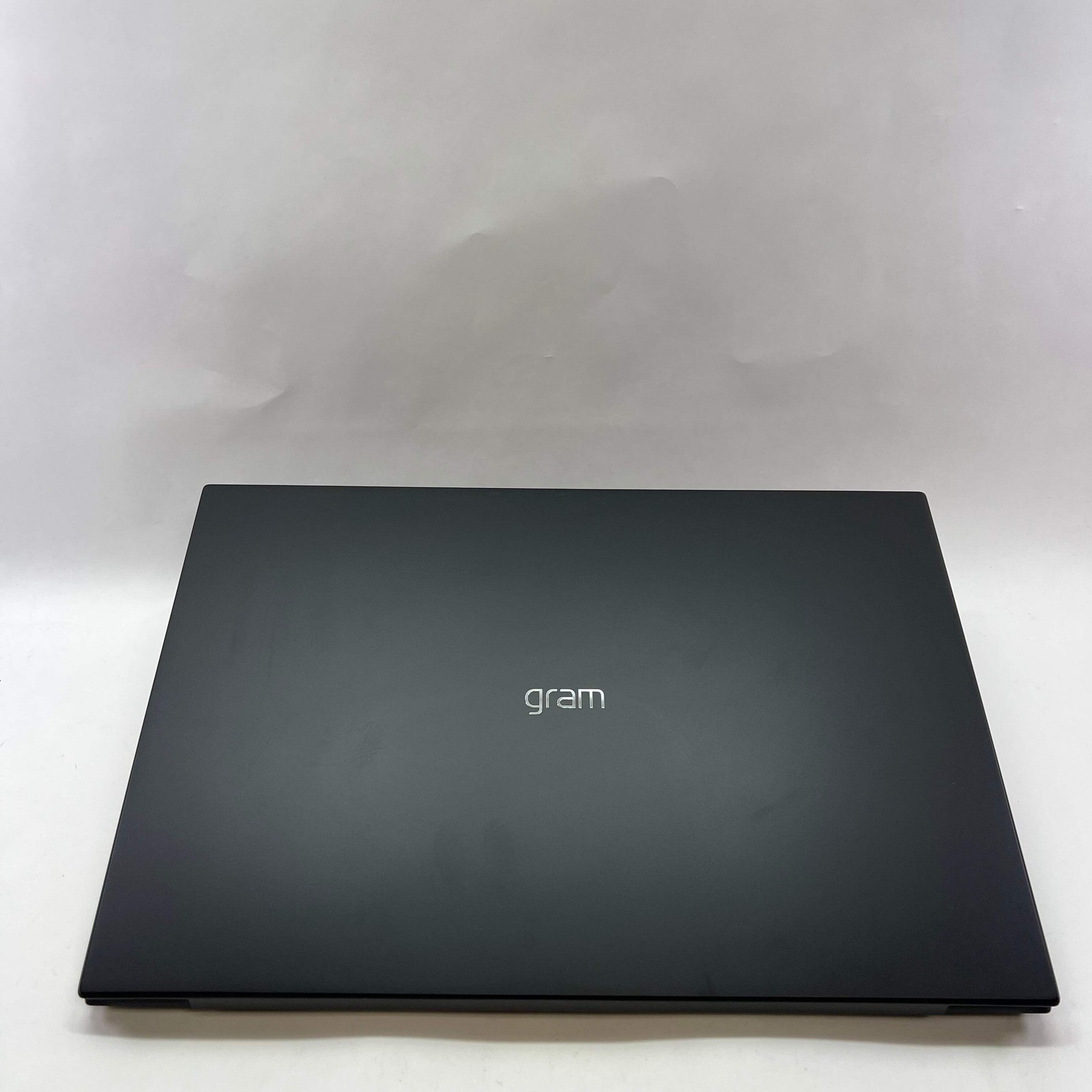 LG Gram 17ZB90R 17″ i7-1360P 2.2GHz 16GB RAM 1TB SSD