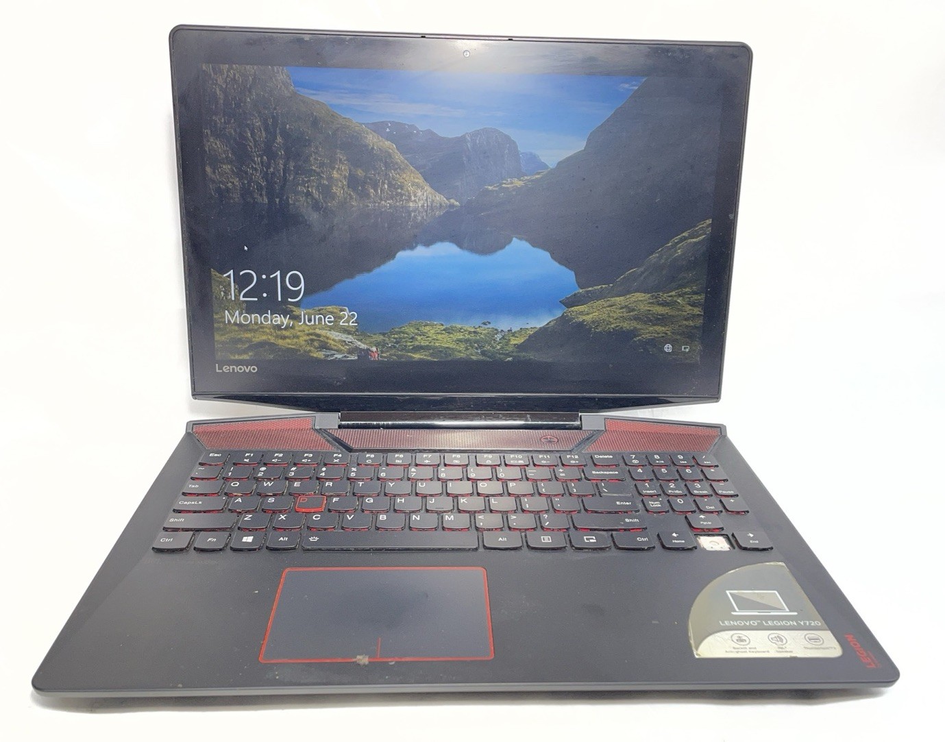 Lenovo Legion Y720 Gaming Laptop 15.6″, i7-7700HQ, 8GB RAM, WIN10, GTX 1060 READ
