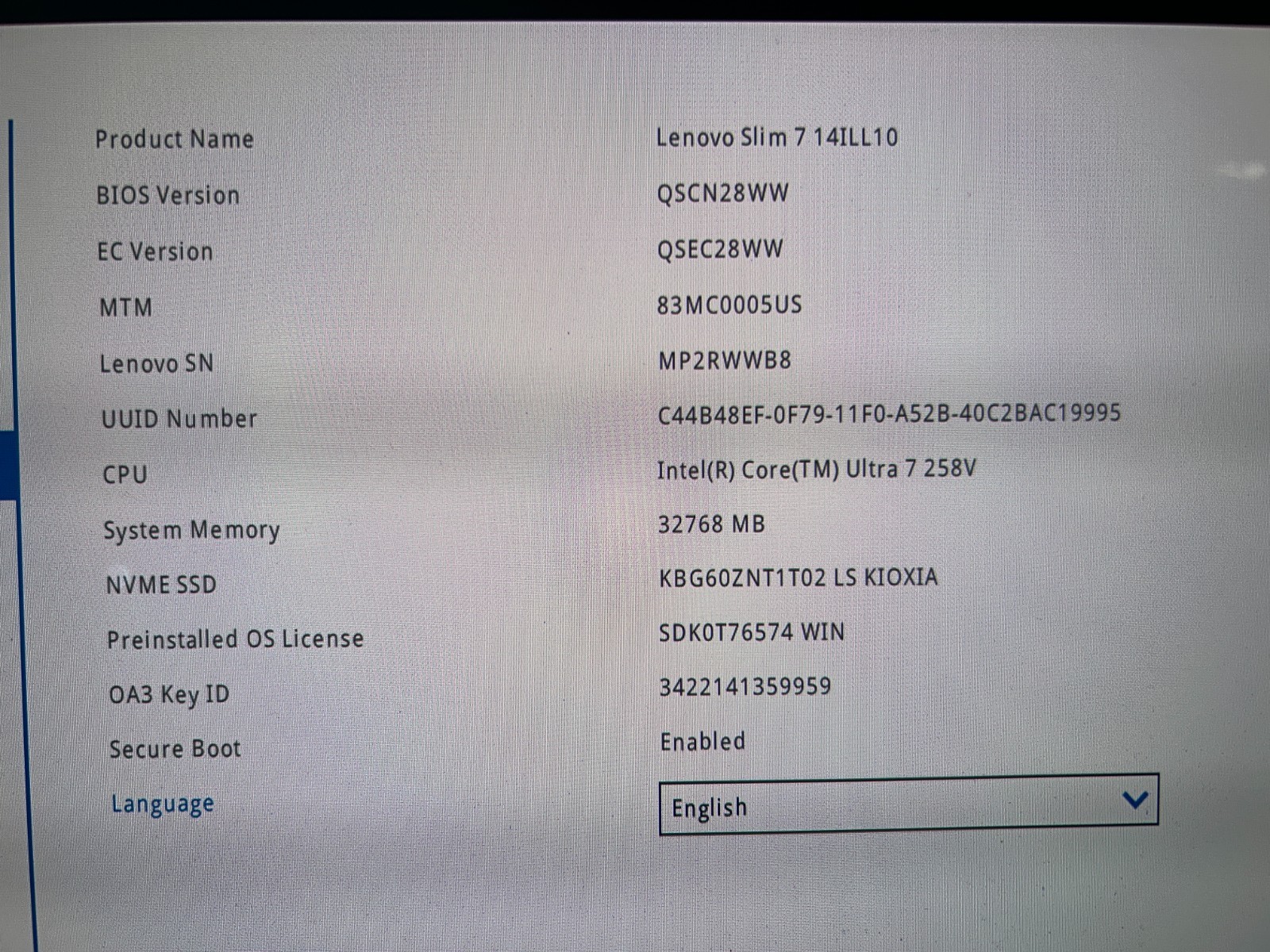 Lenovo Slim 7 14ILL10, Intel Core Ultra 7 258V, 2.20 GHz, 32 GB RAM, 1 TB NVMe