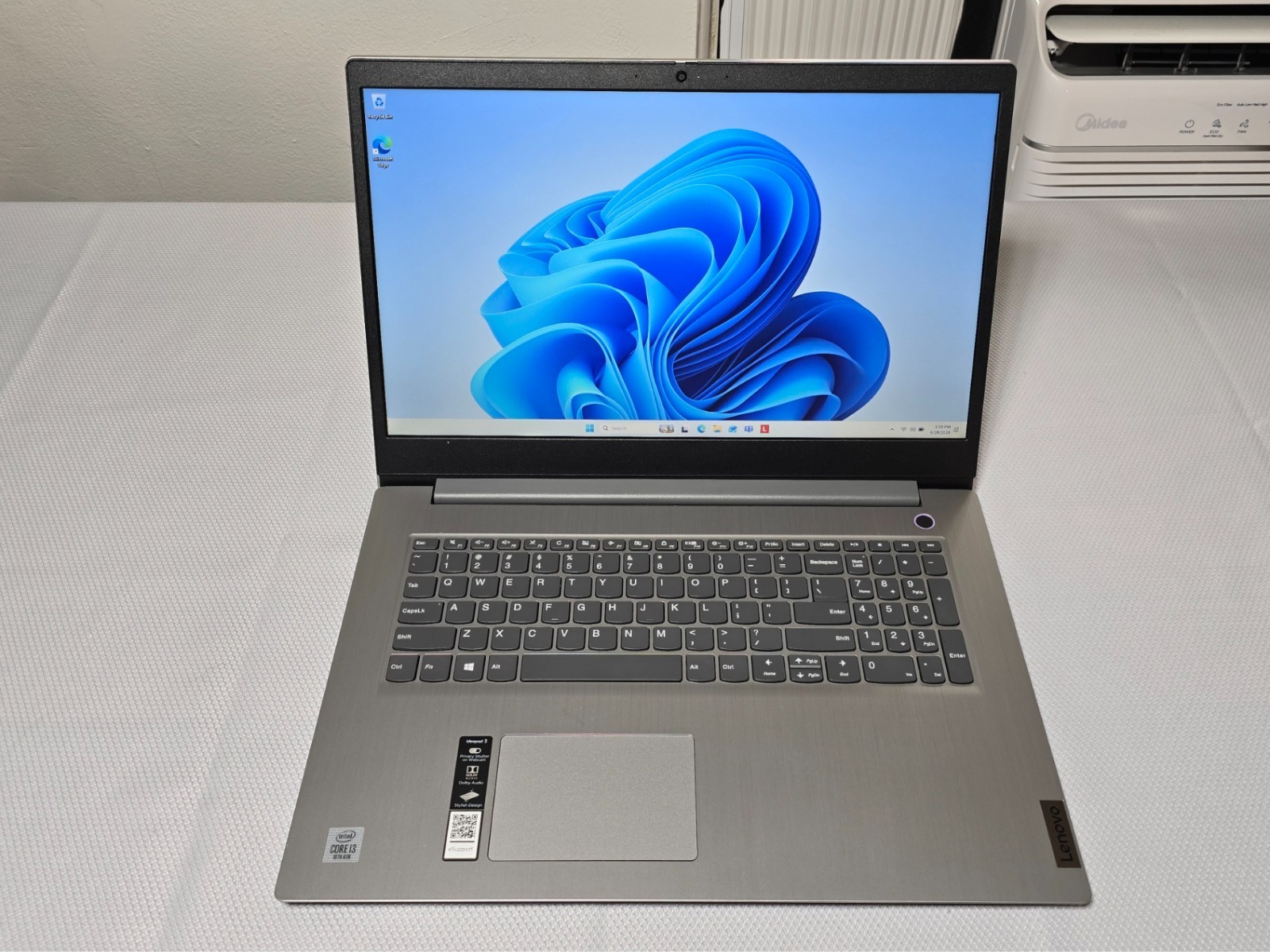 Lenovo IdeaPad 3 17IIL05 Intel Core i5-1005G1 1.20GHz 8GB Ram 256GB SSD W11H