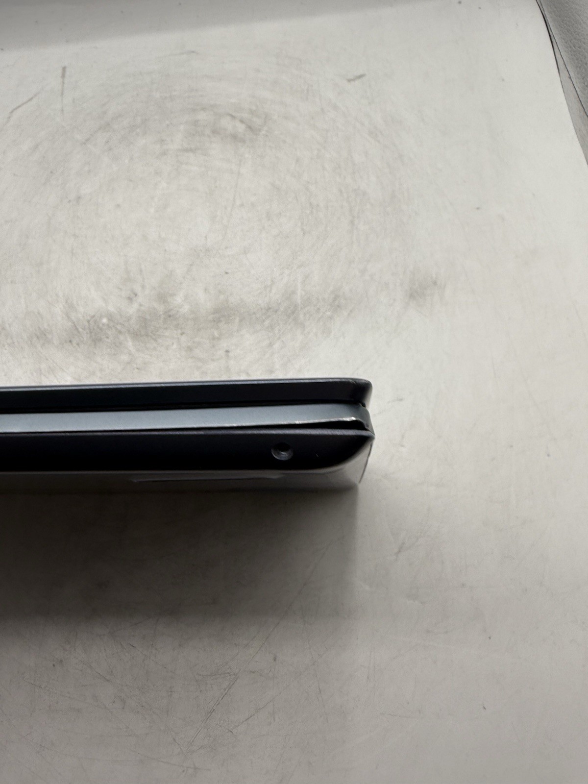 HP Pavilion 15-CS3073CL 15.6″ FHD Touch I7-1065G7 4GB RAM MX250 READ