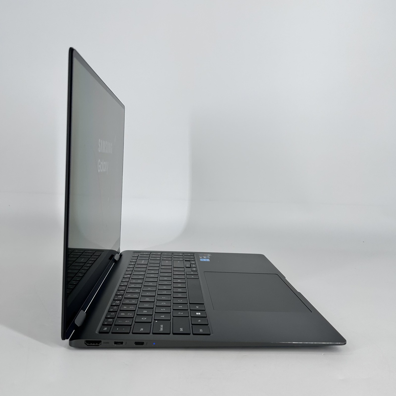 Samsung Galaxy Book3 Pro 360 16 QHD+ TOUCH i7-1360P 16GB 1TB SSD CRACKED SCREEN