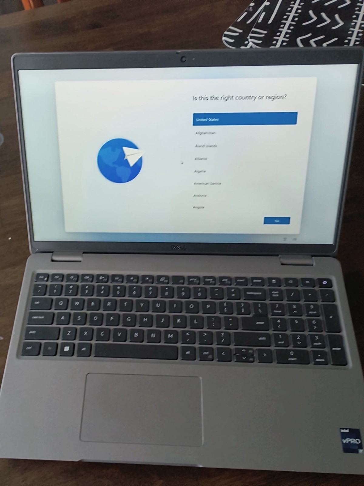 Dell Latitude 5540 Laptop 15.6″ Core i7 32Gb DDR5 Ram, 1TB storage, MX550