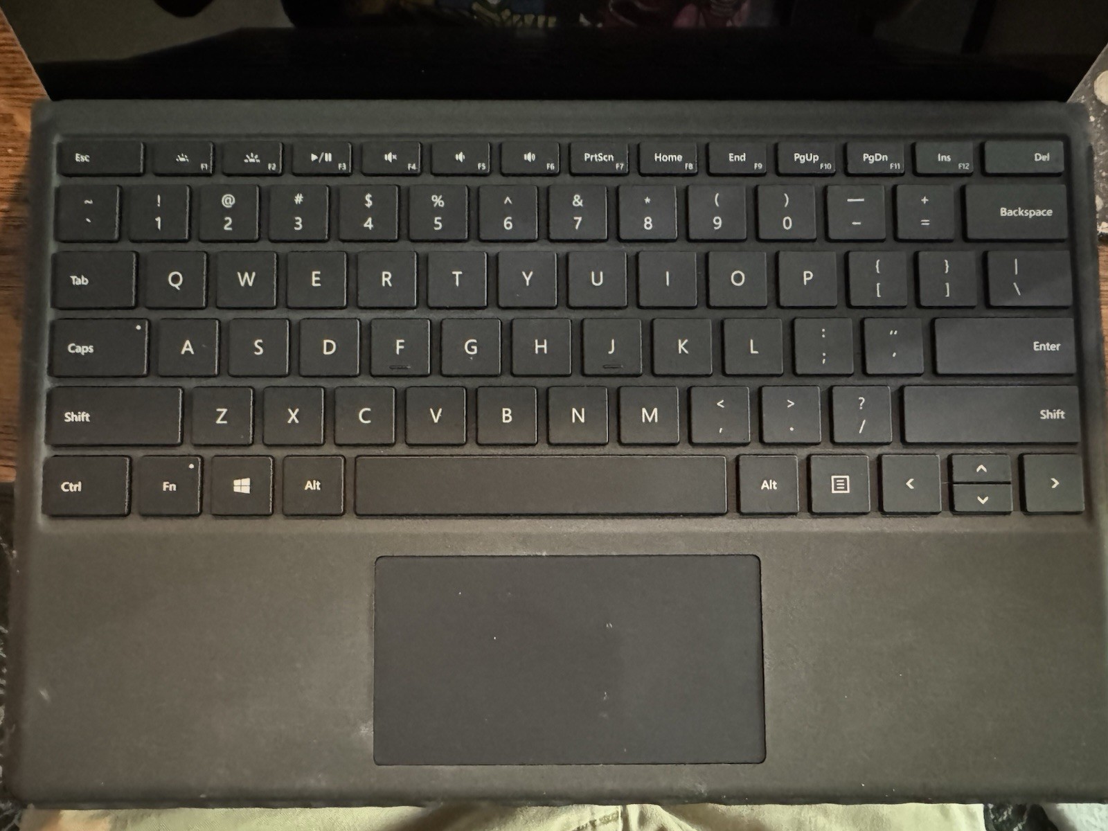 Microsoft Surface Pro (128GB, i5 7th Gen, 8gb RAM)