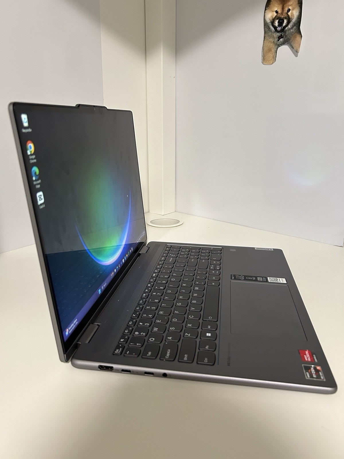 Lenovo Yoga 7i 2-in-1 Laptop 16″ Touchscreen – Used/ Good