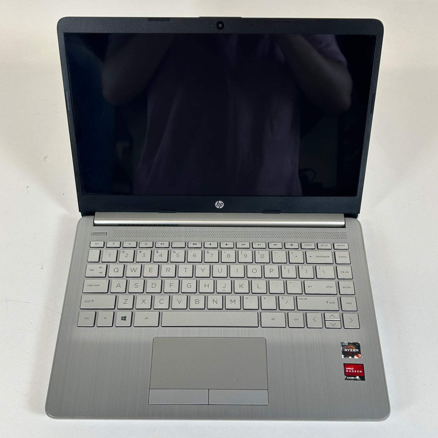 HP Laptop 14-DK1035WM 14″ Ryzen 3 3250U 2.6GHz 4GB RAM 256GB SSD 1TB HDD