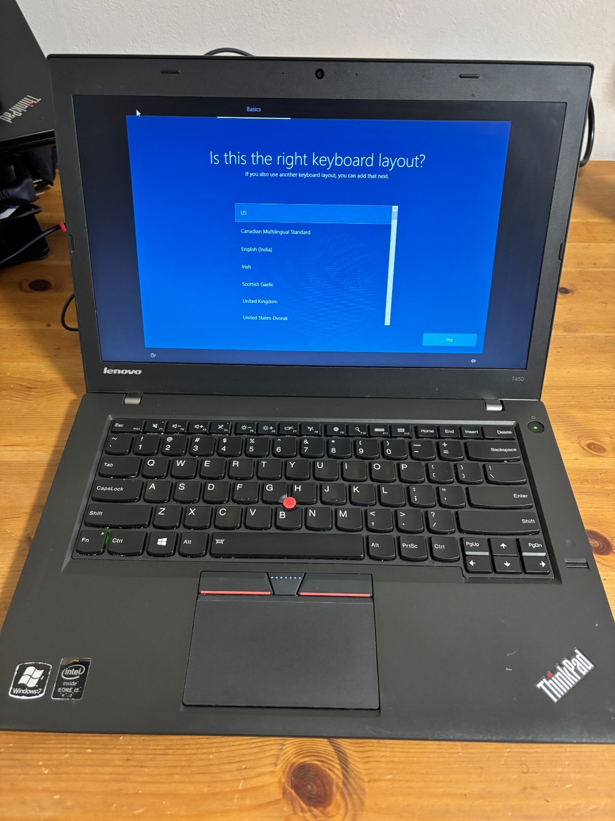 Lenovo ThinkPad t450 14 in Display Intel Core i5-5300U 12GB Ram 128gb SSD Win 10