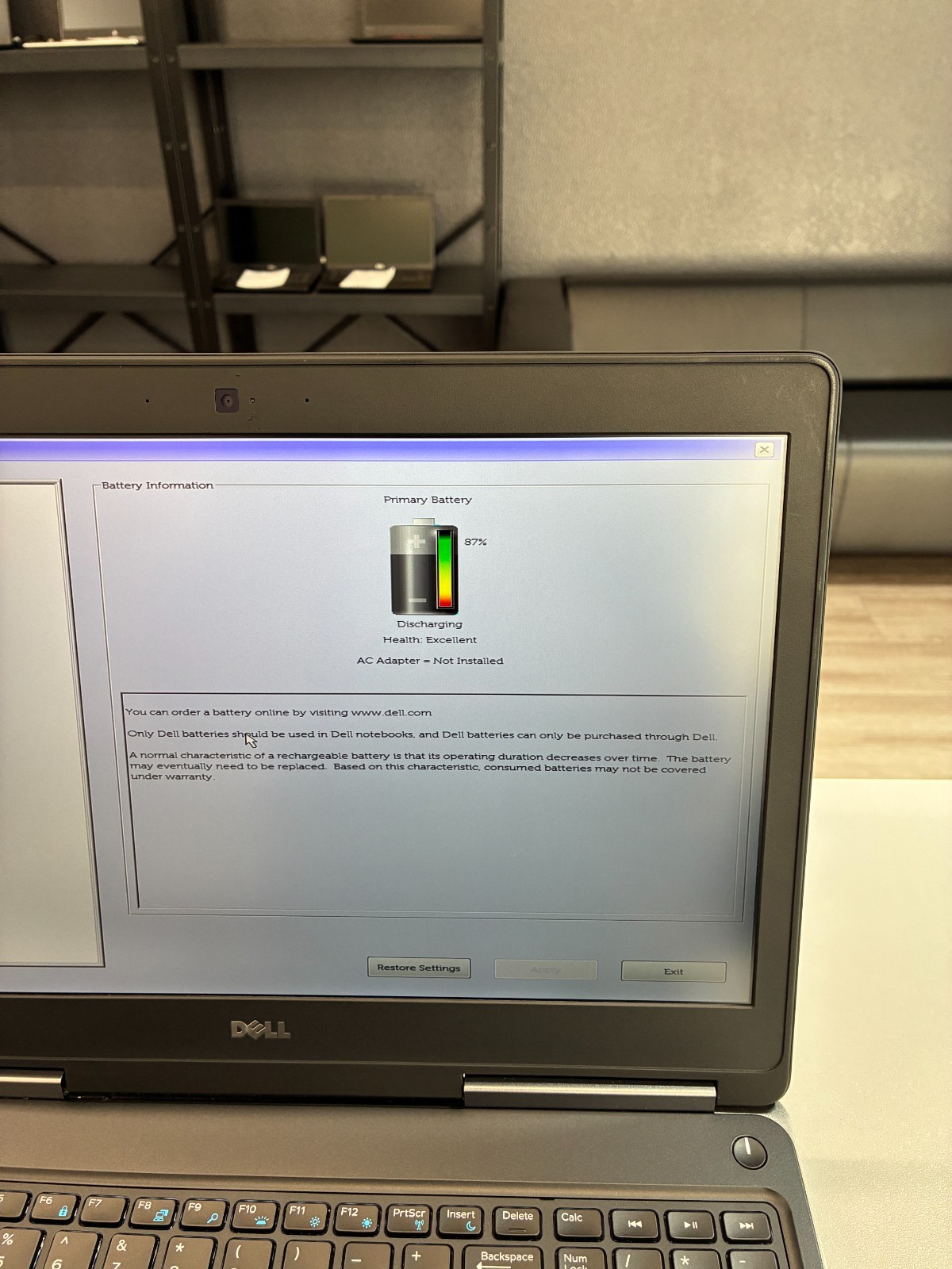 Dell Precision 7510: 15.6″ (4k) / i7-6920HQ / RAM 48Gb / Quadro M2000M / SSD 1Tb