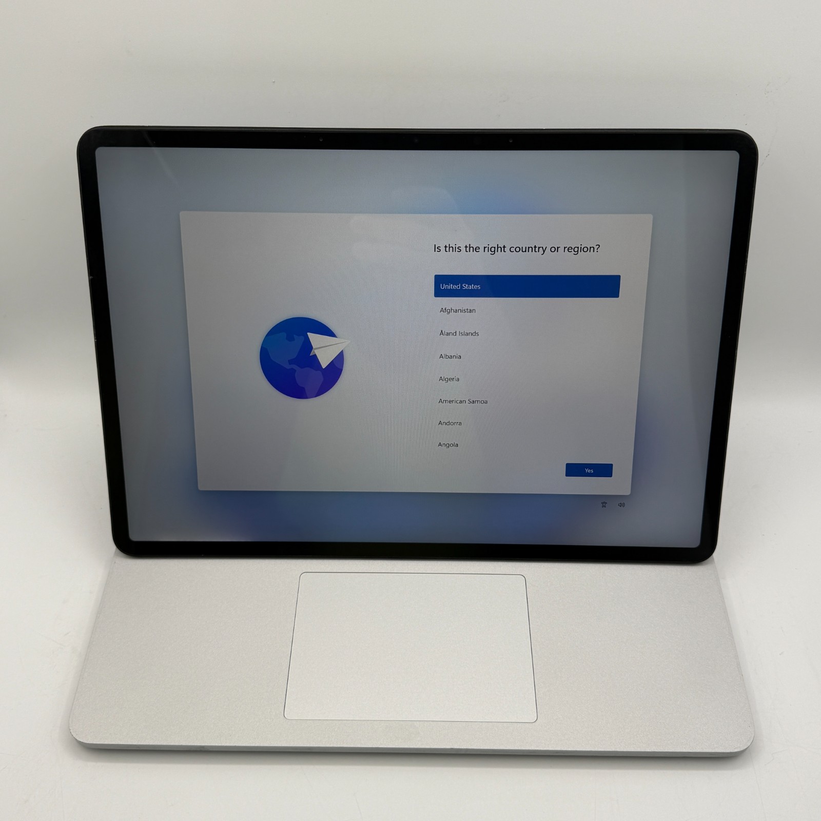 Microsoft Surface Laptop Studio 14.4″ i7-11370H 32GB RAM 512GB SSD RTX A2000
