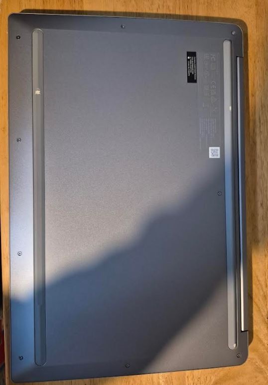Lenovo Laptop IdeaPad 3 Chrome 15IJL6 15.6″ Intel Celeron N4500 4GB – Silver