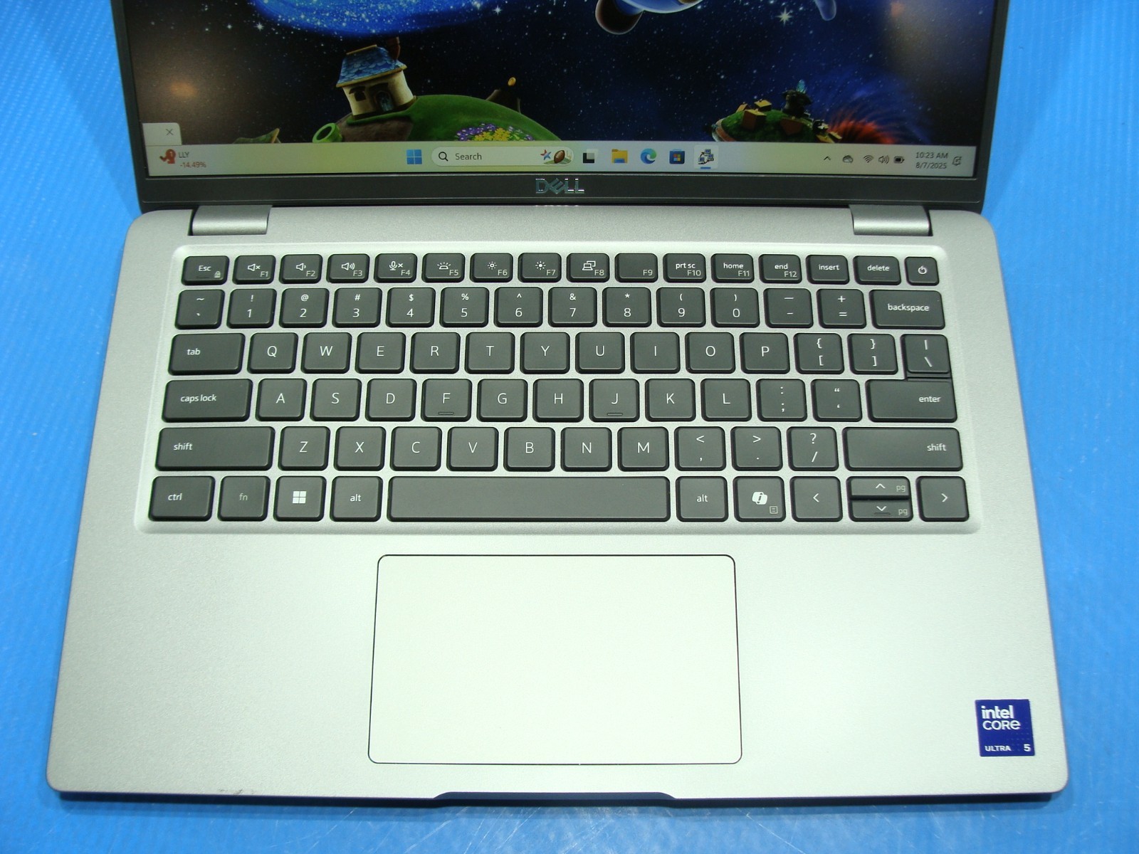 Dell Latitude 5450 14” FHD core Ultra 5 125U 3.6GHz 16GB 256GB Windows 11 Pro