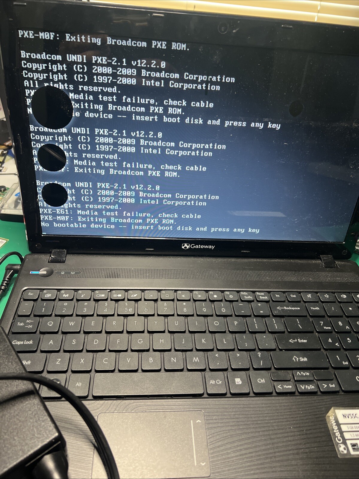 Gateway PEW91 – NV55C03u – 15.5” Laptop – for parts- charger included