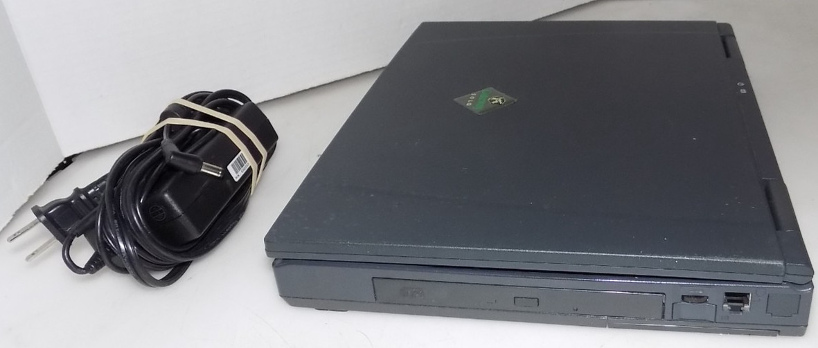 GATEWAY SOLO 1100 NOTEBOOK 12.1 SCREEN, WIRELESS PCMCIA, CD-ROM,3.5″ FDD CELERON