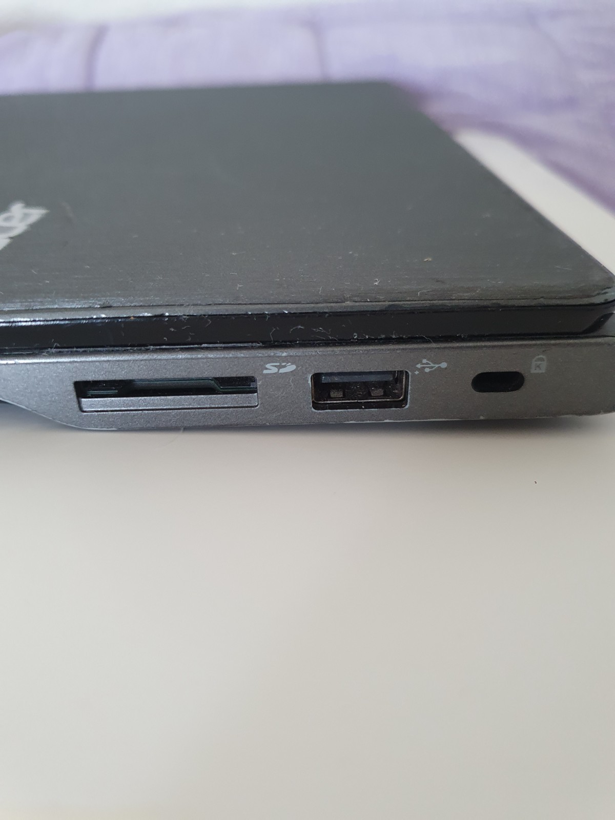 Acer C720 Chromebook C720-2844 11.6″ 16GB, , 1.4GHz, 4GB Gray OK Condition