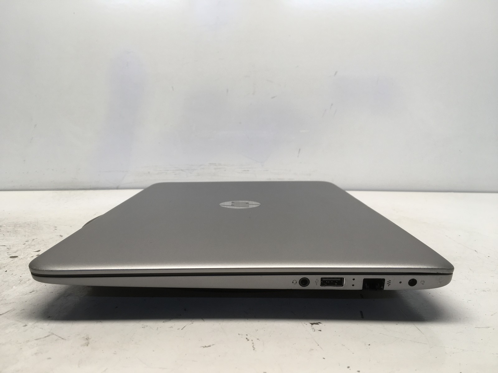 HP Envy AMD A10 Quad-Core No RAM NO HDD No Batt