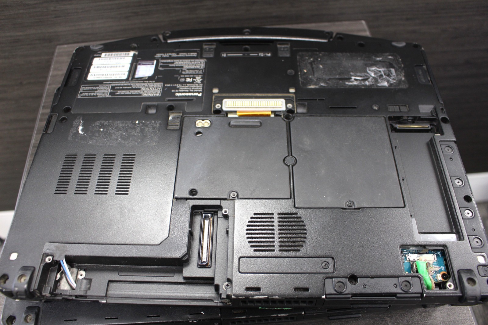 Lot of 3 Panasonic Toughbook FZ-55 14″, i7-8665U 4GB, NO SSD, Functional