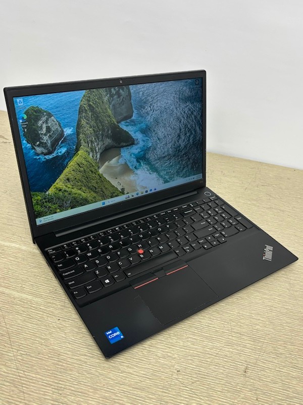 Lenovo ThinkPad E15 Gen 2 15.6″ FHD 11th Gen i5-1135G7 16GB 1TB Win11 Pro Laptop
