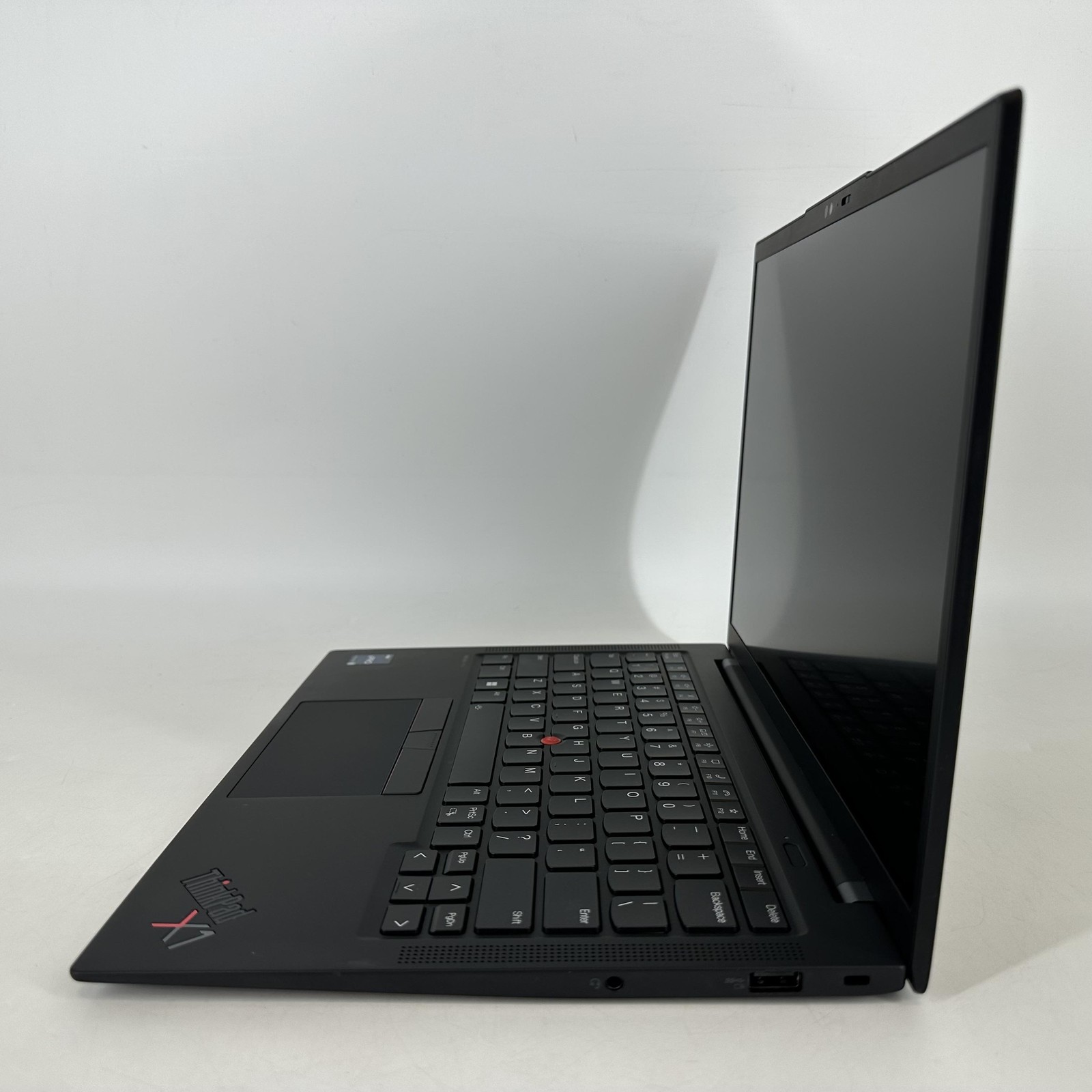 Lenovo ThinkPad X1 Carbon Gen 11 14 FHD+ TOUCH 1.8 GHz i7-1365U 32GB 512GB SSD