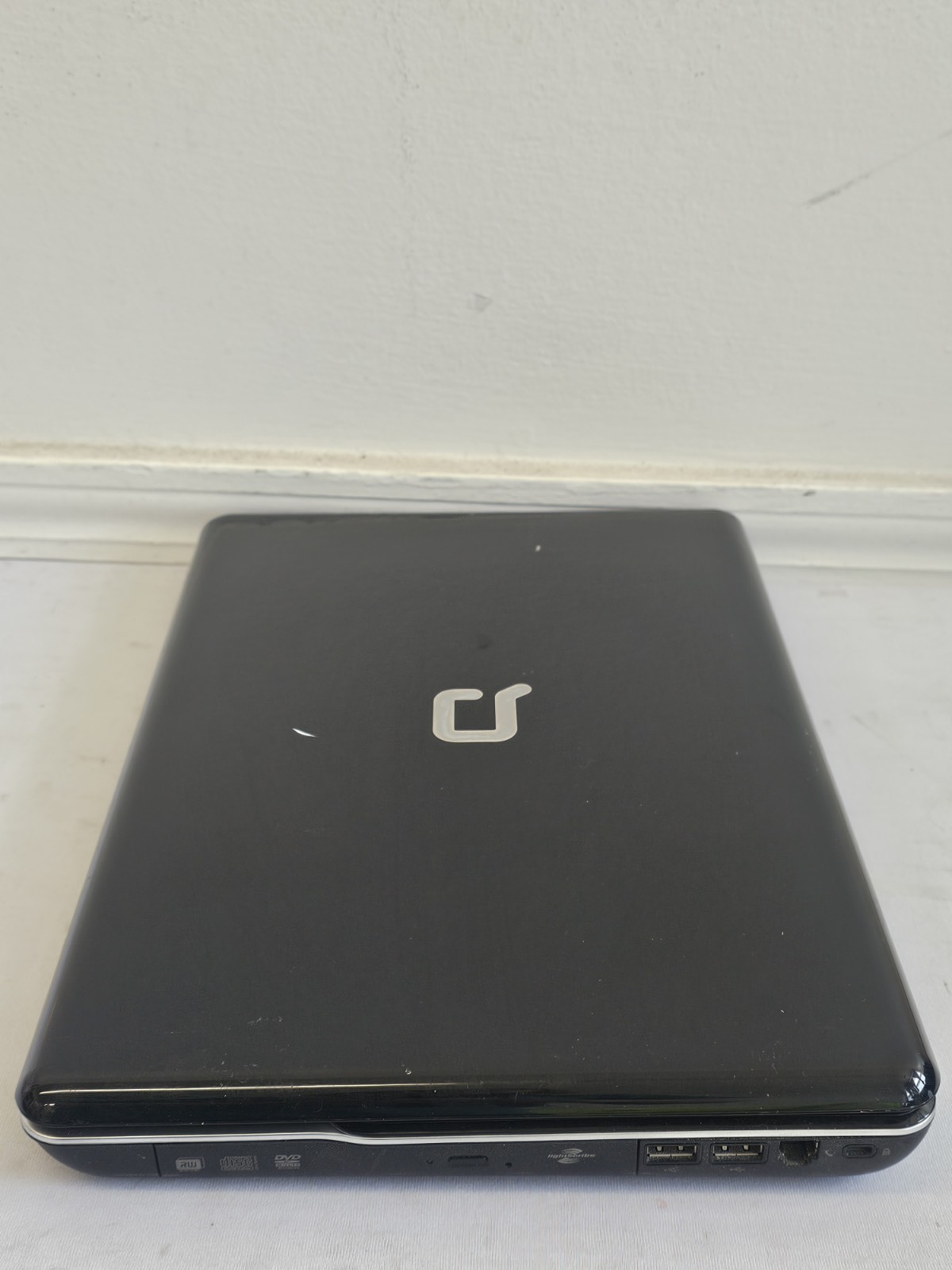 Compaq Presario CQ60 Laptop – Intel Celeron 900 – 3GB RAM – NO BATT – Read Desc