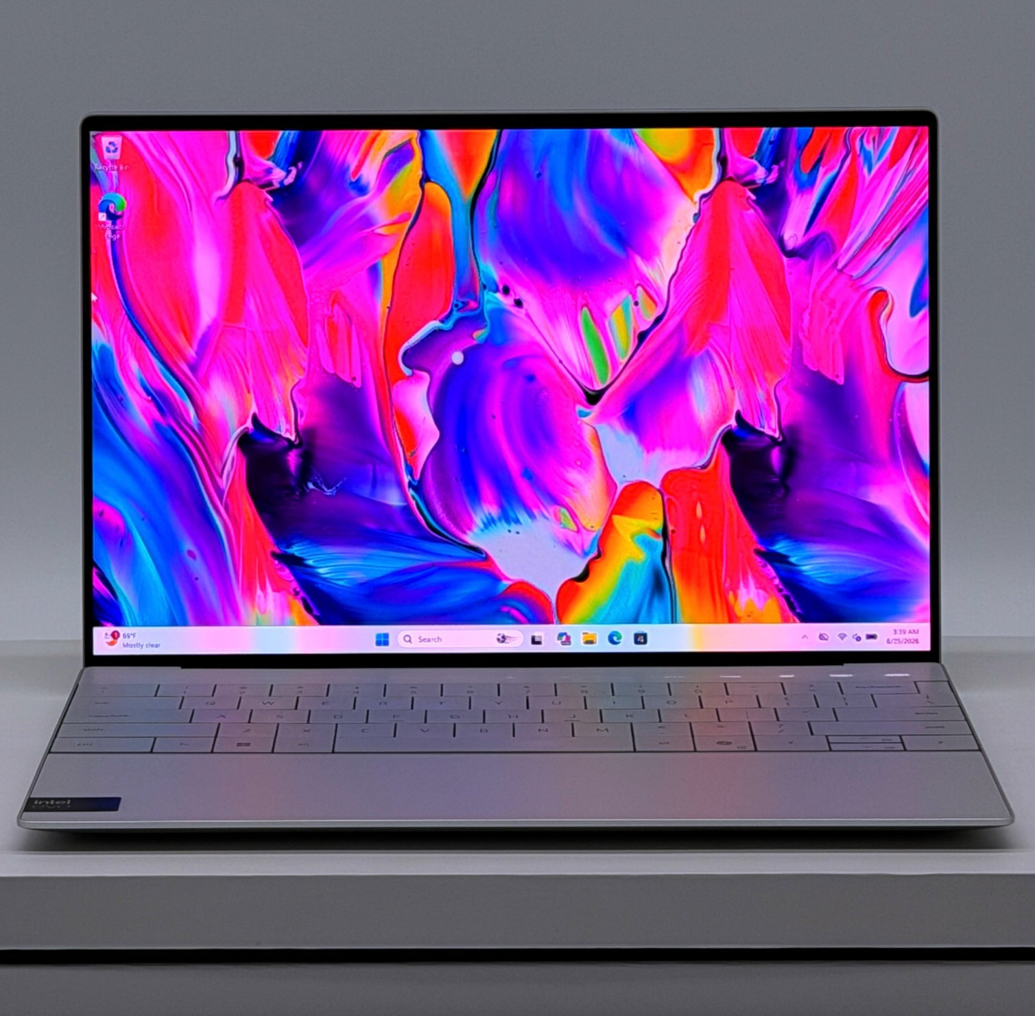 Dell – OLED TOUCH – 5.0GHz Ultra 7 165H – 32GB RAM – 1TB SSD – WARRANTY 2027