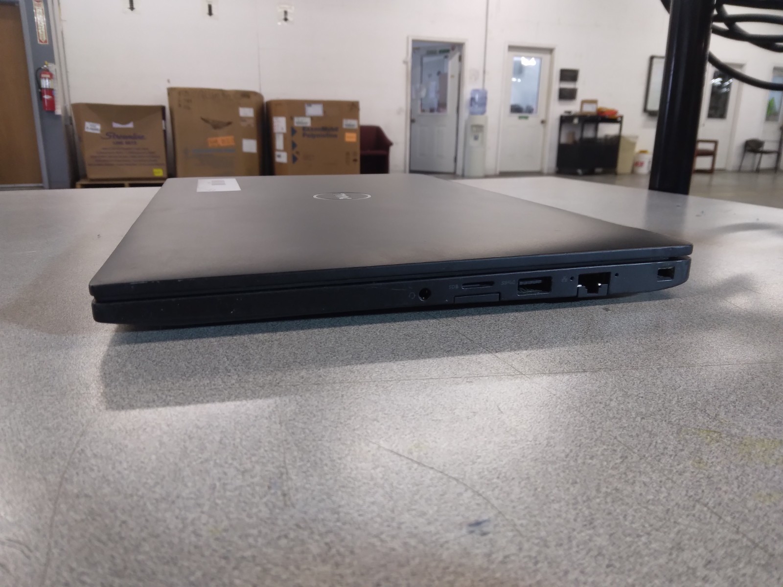 Dell*Latitude*7480*Intel*i5-7300U*500GB*SSD*16GB*DDR4*HD*Graphics*620*No*OS