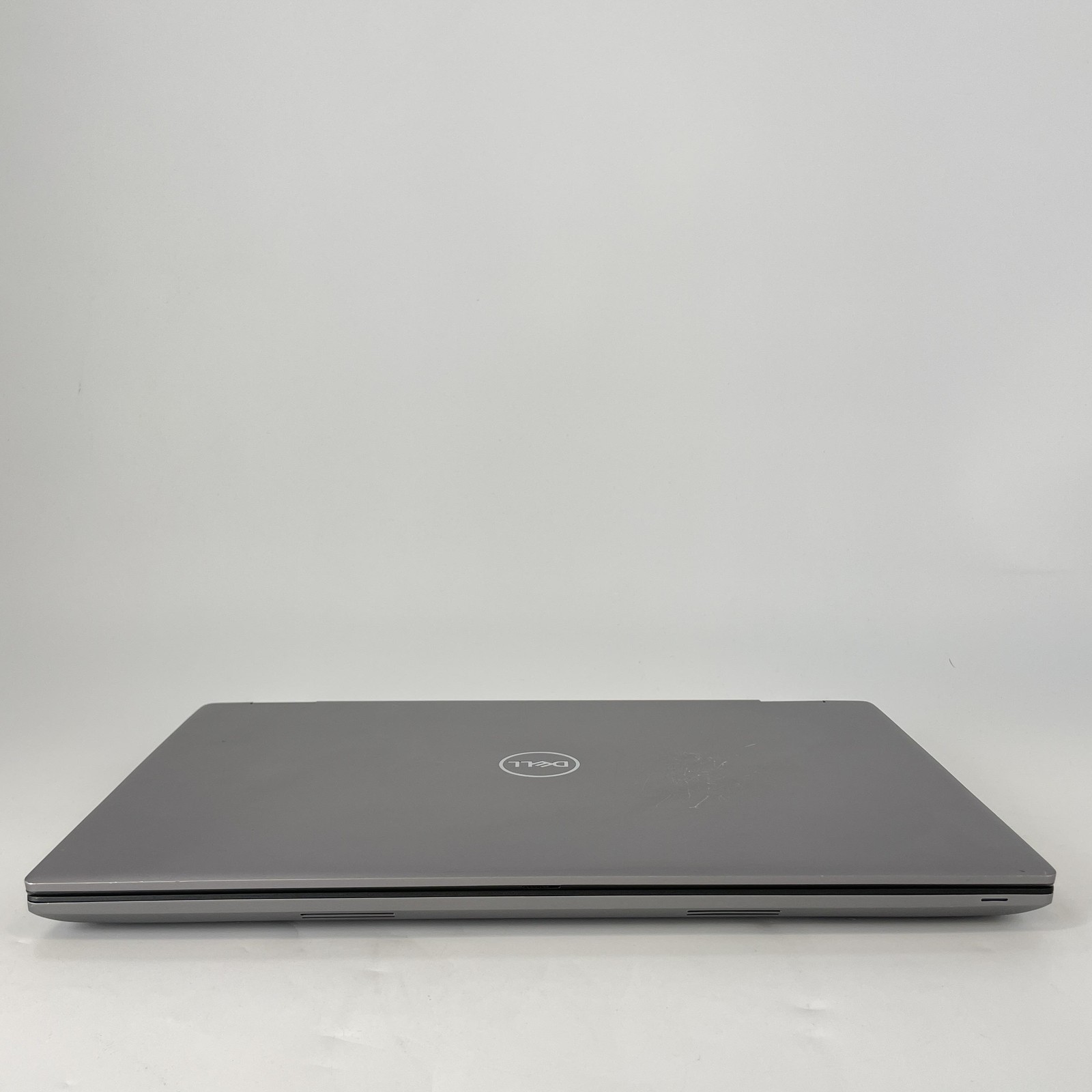 Dell Precision 7770 17.3 2022 Gray 4K 2.1 GHz i7-12850HX 64GB 1TB SSD RTX A1000