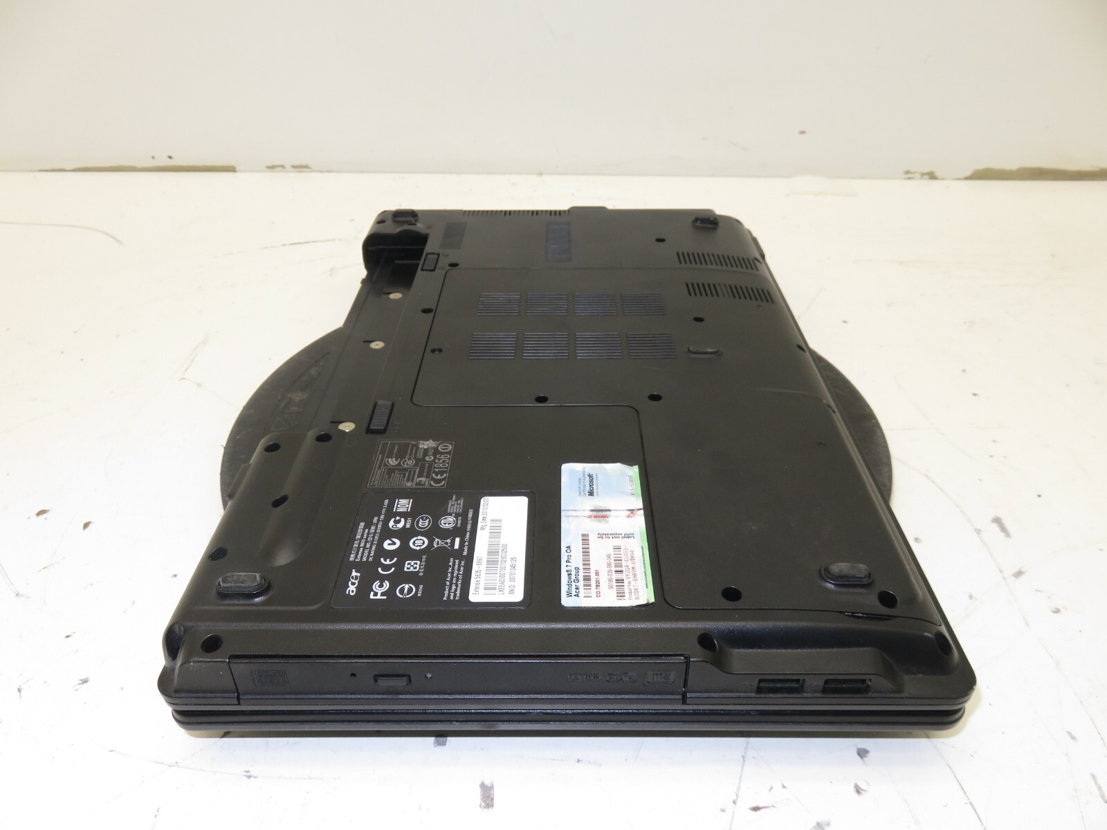 Acer Extensa 5635-6897 Laptop Intel Core 2 Duo T6570 3GB Ram No HDD or Battery