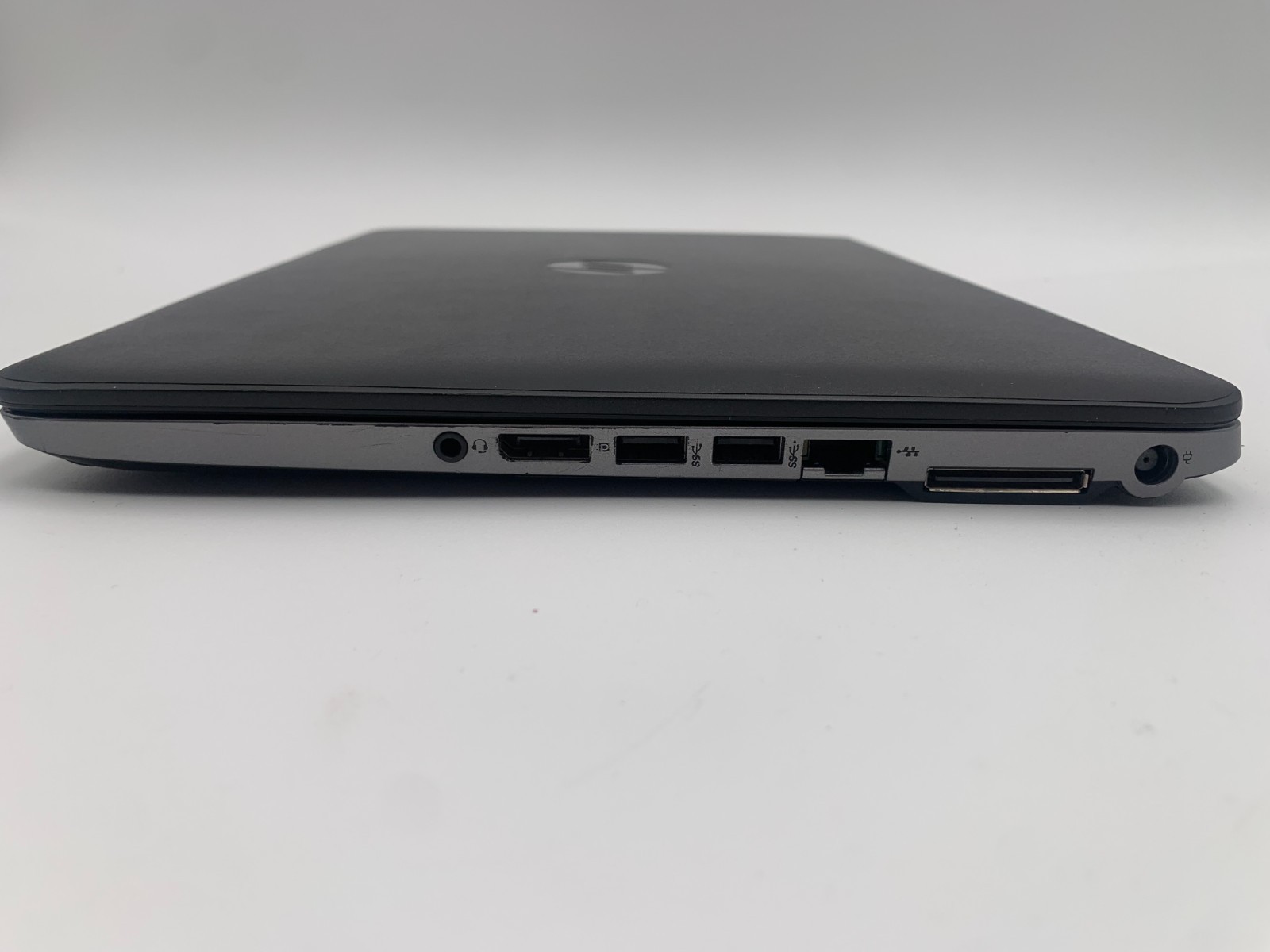 HP EliteBook 840 G2 Laptop with 14 Inch HD Display, Intel Core i7 CPU, 235GB SSD