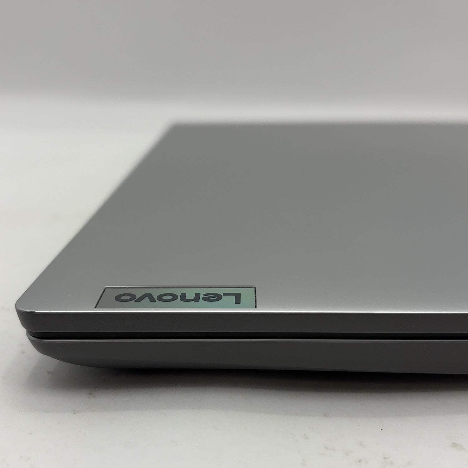 Lenovo IdeaPad 1 MMC 14″ Pentium Silver N6000 1.1GHz 4GB RAM 128GB SSD