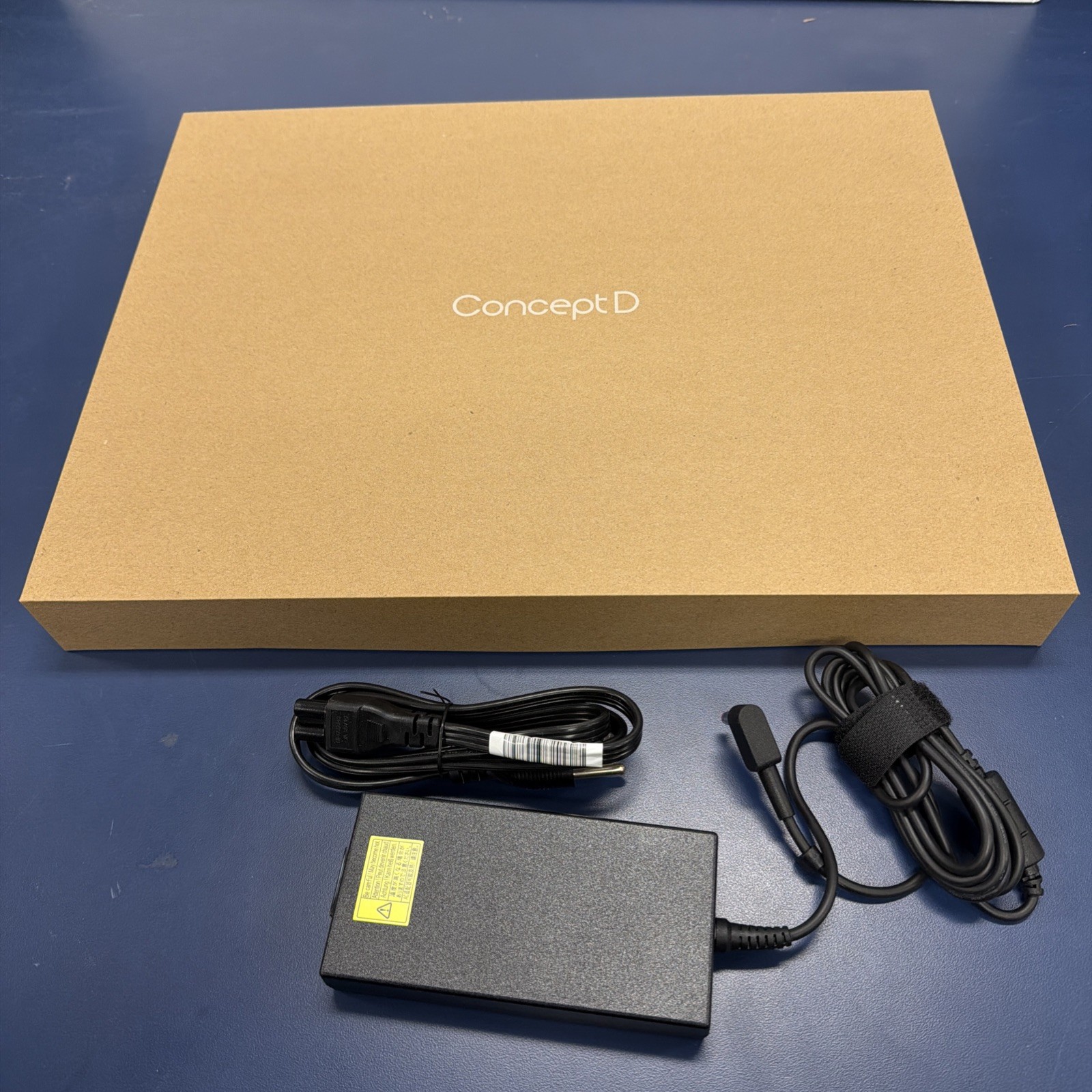 Acer ConceptD 3 Ezel CC315-72G-73DF 15.6″ (1TB SSD, Intel Core i7 10th Gen