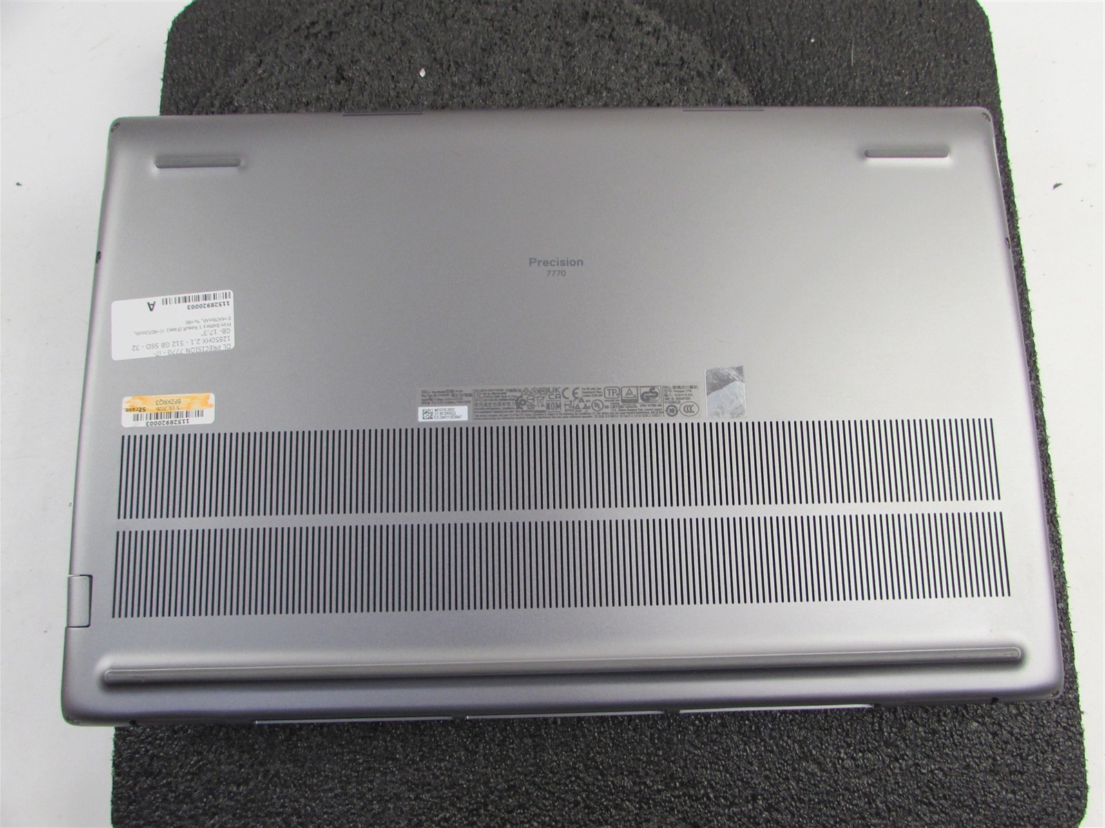 DELL PRECISION 7770 1920×1080 FHD I7-12850HX 512GB 32GB RAM RTX A3000 WIN 11 PRO