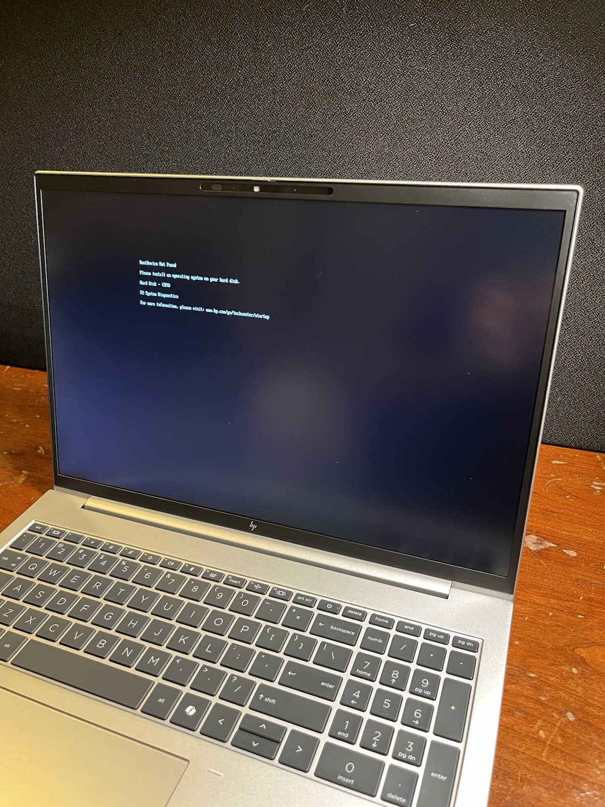HP EliteBook 860 G11 16″ Ultra 5 16GB DDR5 RAM, LOCKED BIOS No Hdd/No Charger
