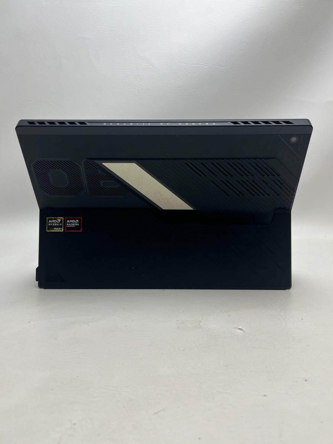Asus ROG Flow Z13 GZ302EA 13.4″ Ryzen AI Max 390 3.2GHz 32GB RAM 1TB SSD