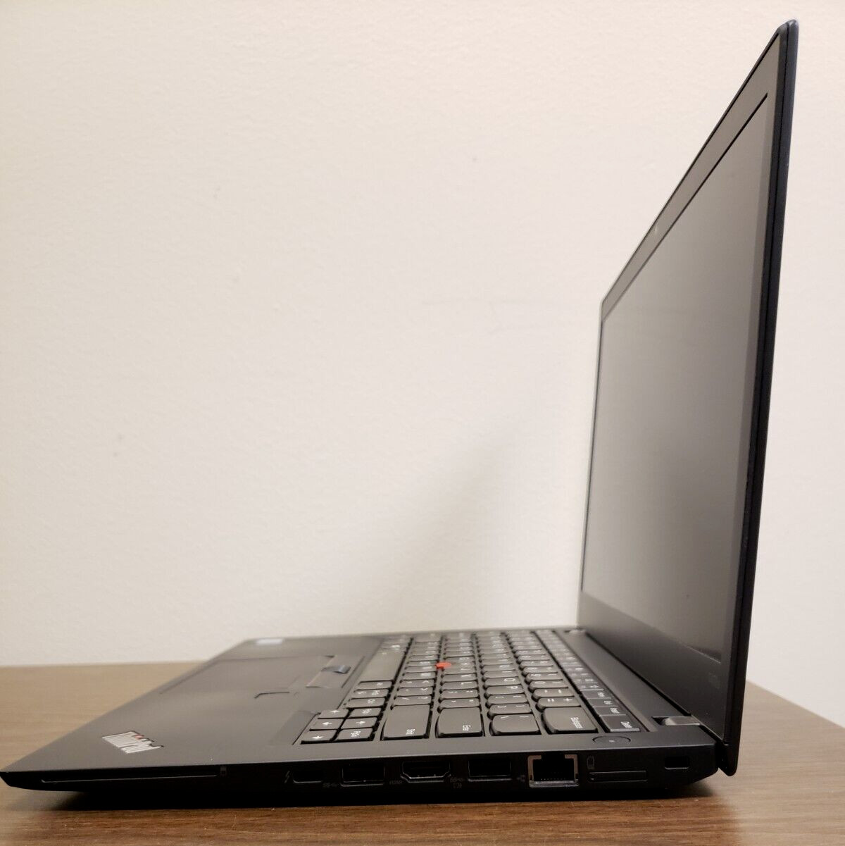 Lenovo ThinkPad T470s laptop 7th Gen Intel core i5 w/power adapter