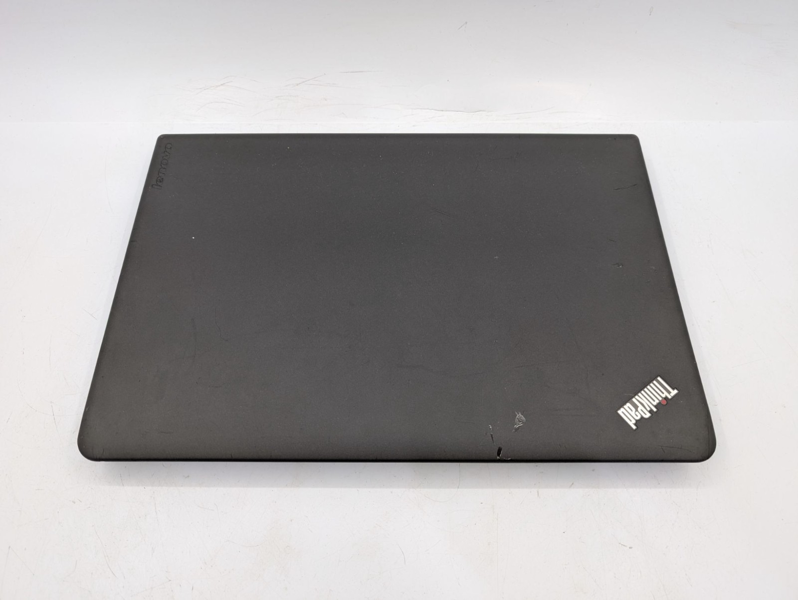 Lenovo ThinkPad E560 15.6″ Display Intel Core i5-6200U 2.30 GHz 4GB RAM Laptop