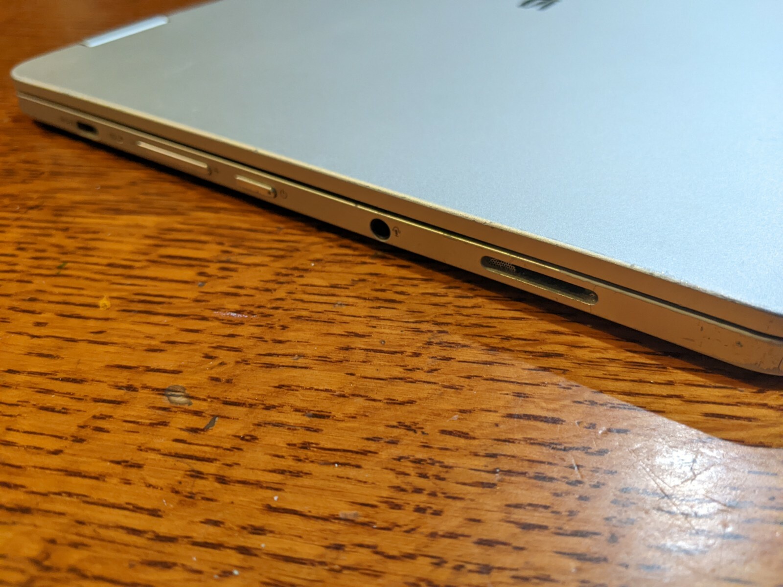 Asus Flip C302C Chromebook Core M3-6Y30, 4GB / 64GB, 12.5″ Touch Screen *READ*