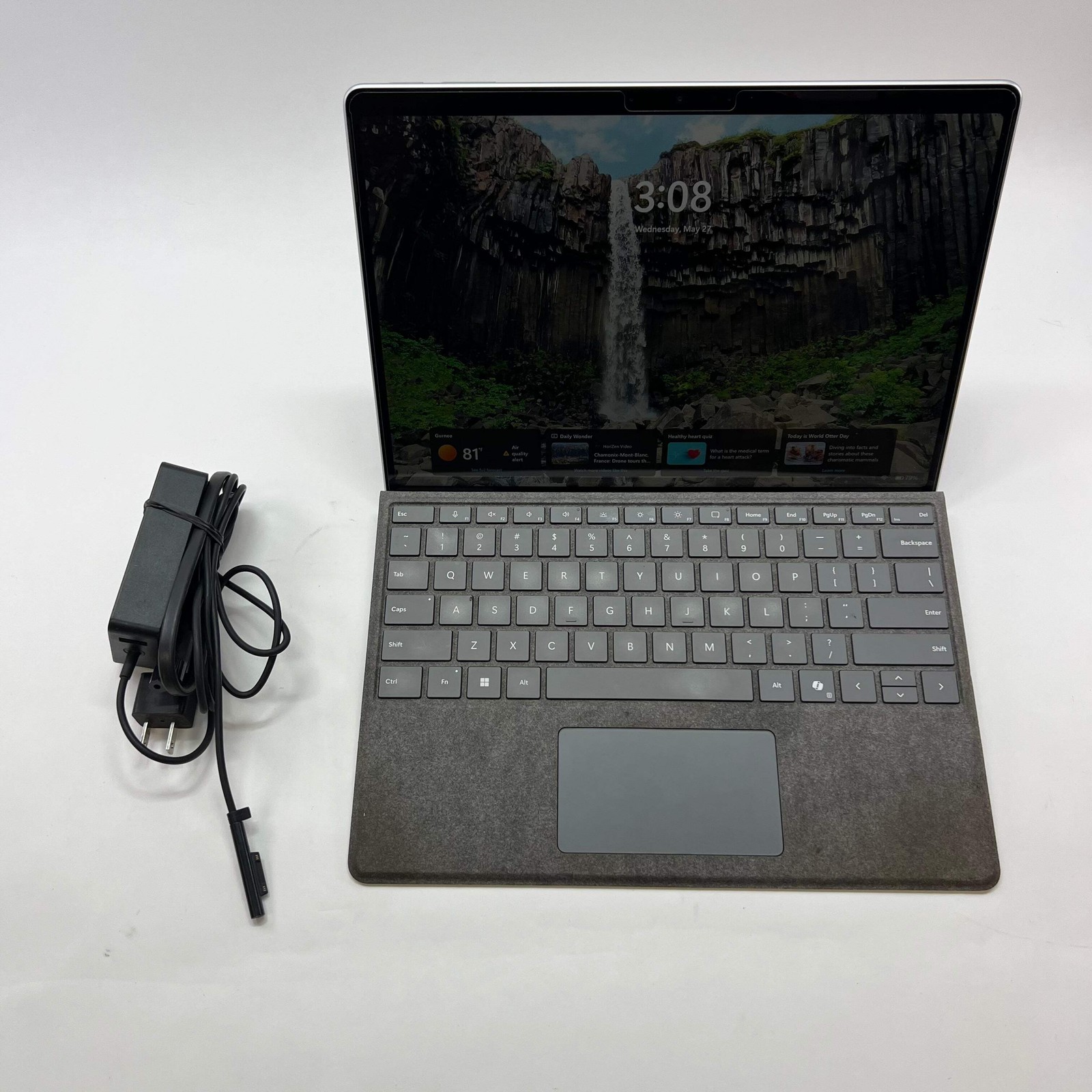 Microsoft Surface Pro 10 for Business 2079 13″ Core Ultra 5 135U 2.1GHz 8GB RAM