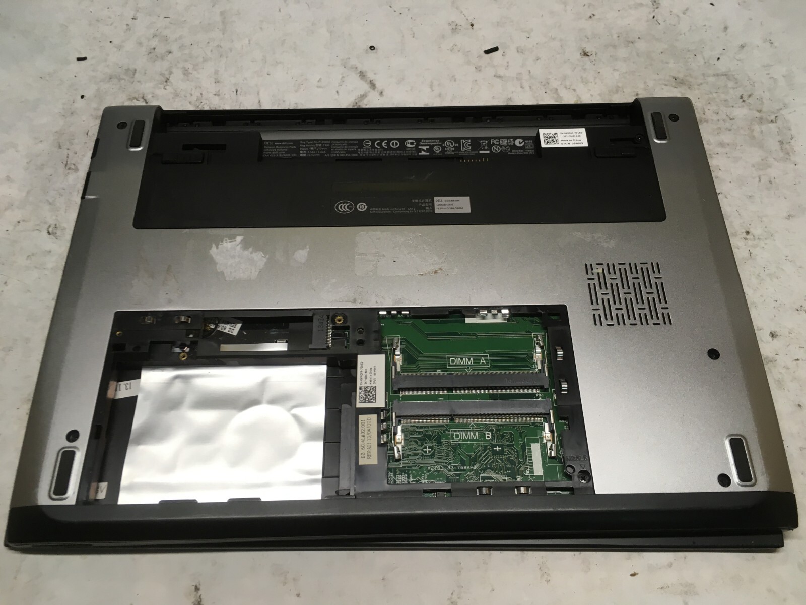 Dell Latitude 3330 14″ (AS IS) Intel Celeron – JZ