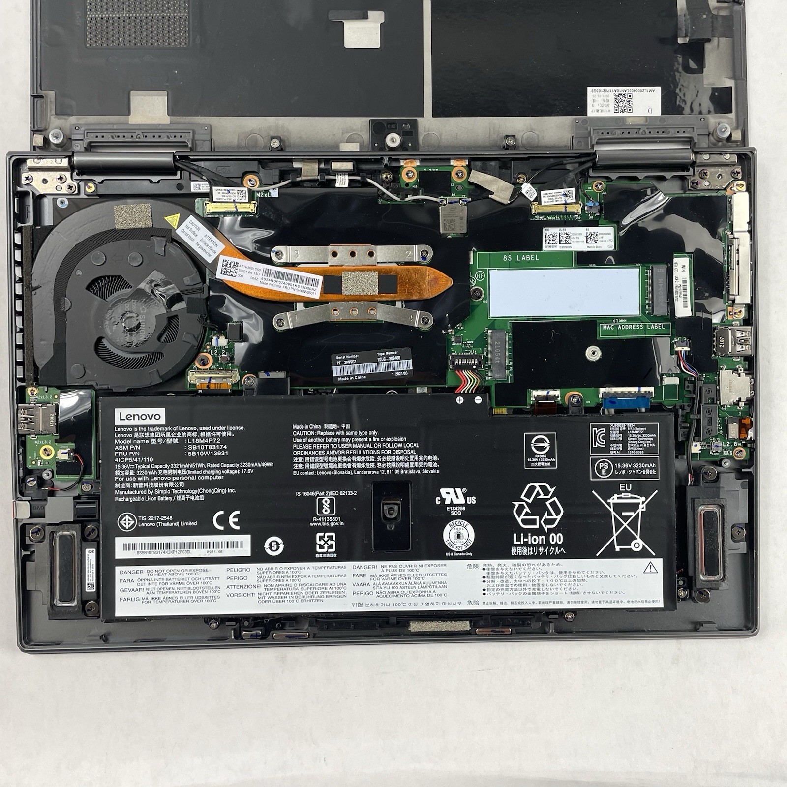 Lenovo ThinkPad X1 Yoga Gen5 14″ i5-10310U 1.70 GHz 8 GB RAM No SSD/OS/AC